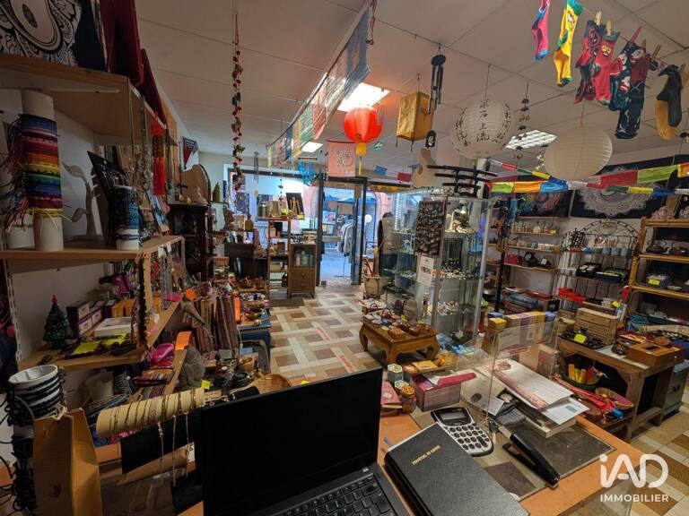 Vente Boutique/Local commercial 45 m&sup2; — photo 1