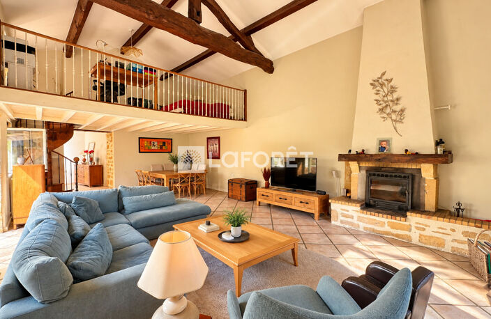 Maison Saint Romain, 6 pièce(s) 200 m2 — photo 4