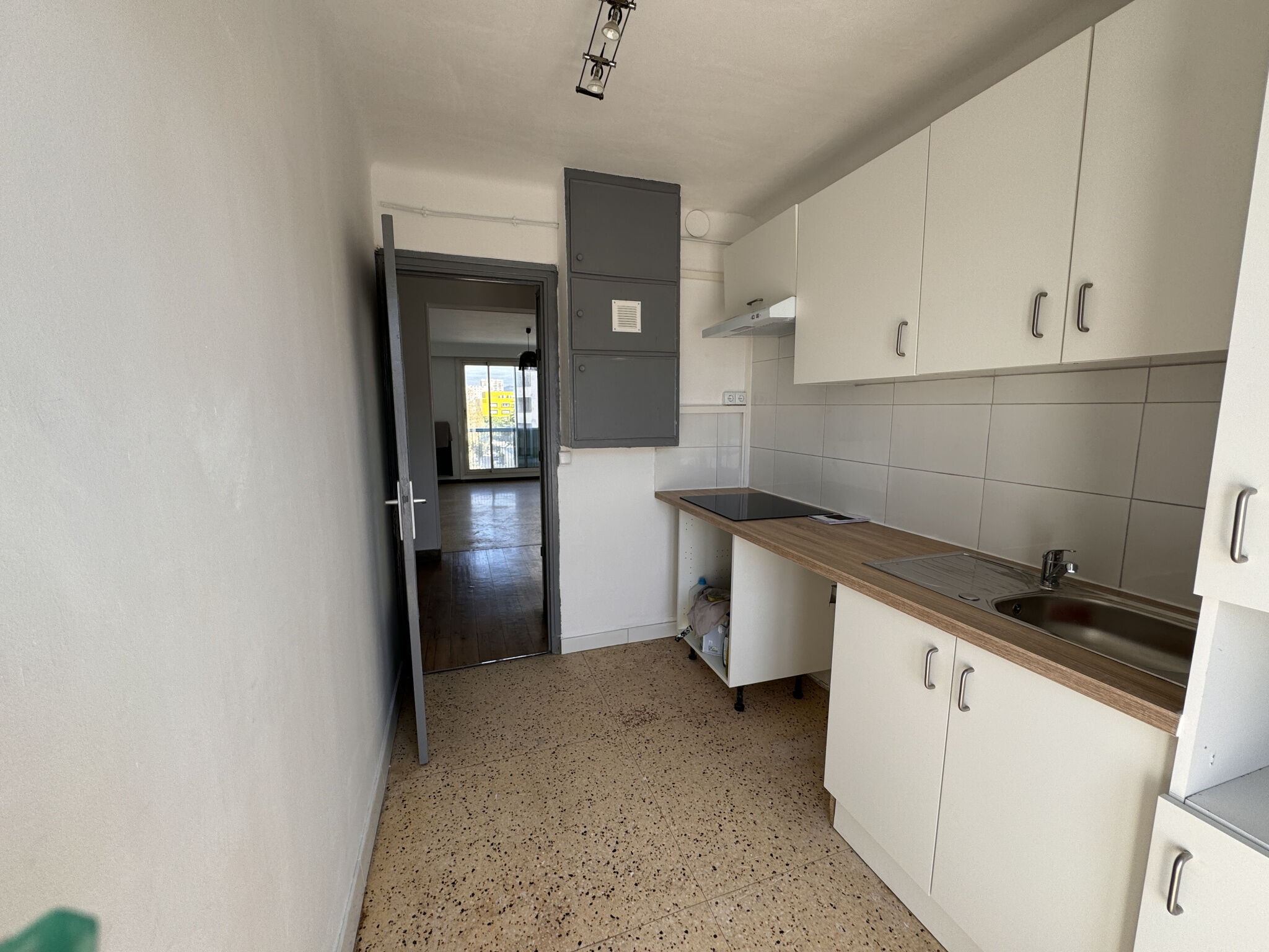 Appartement  T3 à louer Marseille 10eme 13010