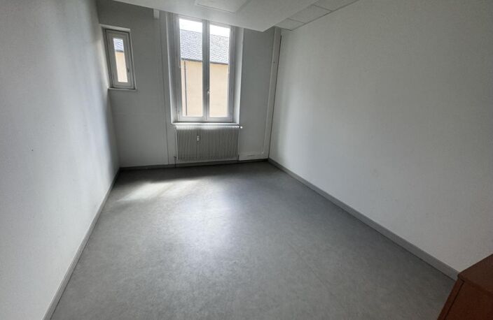 Local professionnel  1er — photo 4