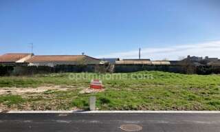 Terrain  561 m² à vendre à Châteaubernard (16100)