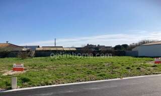 Terrain  561 m² à vendre à Châteaubernard (16100)