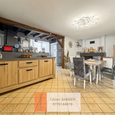 Maison 7 pièces 160000 €