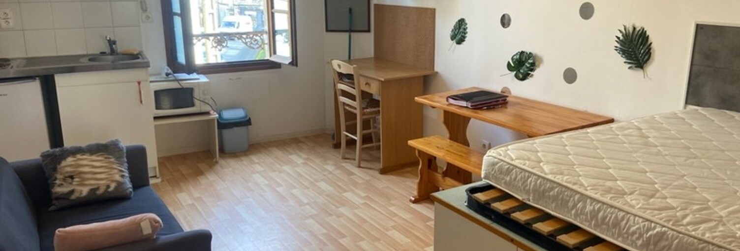 Appartement 1 Pièce 20 m² à louer à Fontenay-le-Comte (85200)