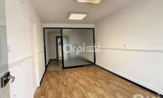 Bureau  35 m² à louer à Terrasson-Lavilledieu (24120)