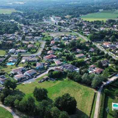 Maison 3 pièces 1300 €