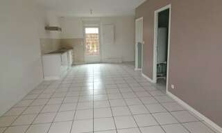 Maison 3 Pièces 50 m² à louer à Saint-Yzan-de-Soudiac (33920)