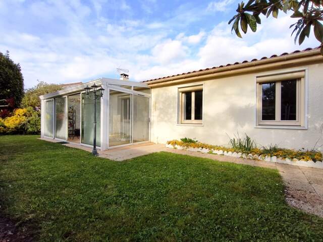 PAVILLON PLAIN PIED AVEC 3 CHAMBRES - POITIERS — photo du bien