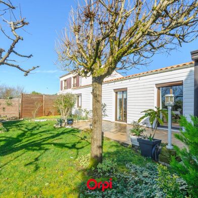 Maison 5 pièces 398320 €