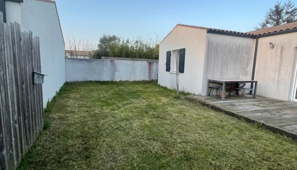 Villa / Maison 5 pièces  à louer Saint-Rogatien 17220