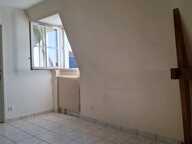 A LOUER STUDIO QUARTIER CATHEDRALE — photo 3