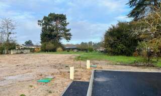 Terrain  600 m² à vendre à Saint-Quentin-de-Baron (33750)