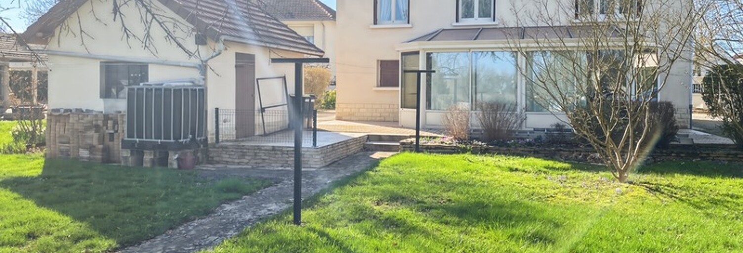 Maison 5 Pièces 114 m² à vendre à Saint-Loup-de-Varennes (71240)