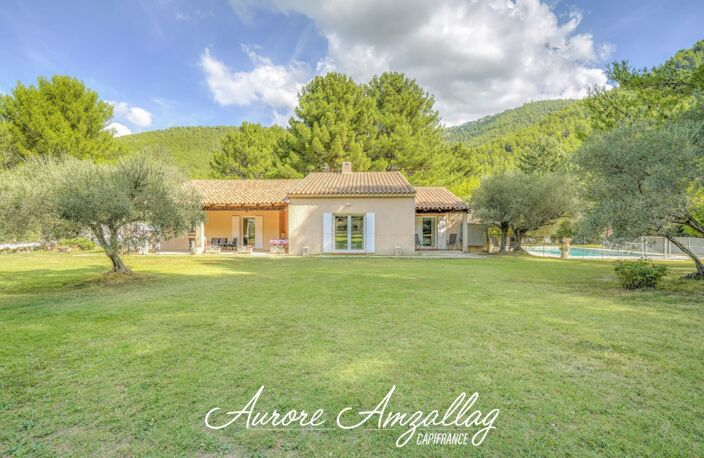 GÉMENOS – PROPRIÉTÉ DE PLAIN-PIED AVEC PISCINE SUR 4 000 M² DE TERRAIN — photo 3
