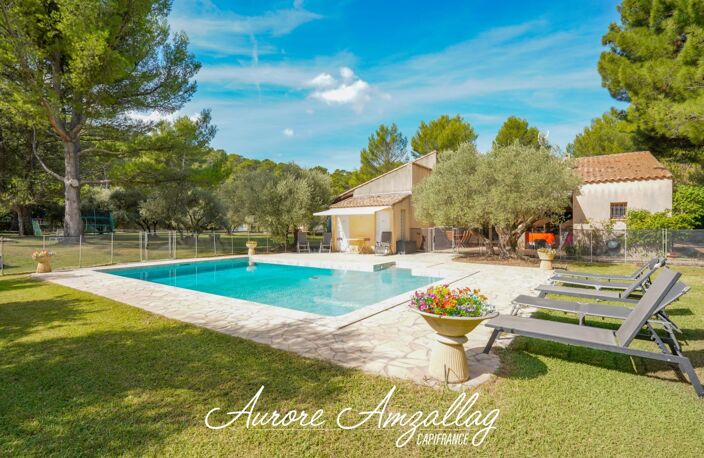 GÉMENOS – PROPRIÉTÉ DE PLAIN-PIED AVEC PISCINE SUR 4 000 M² DE TERRAIN — photo 5