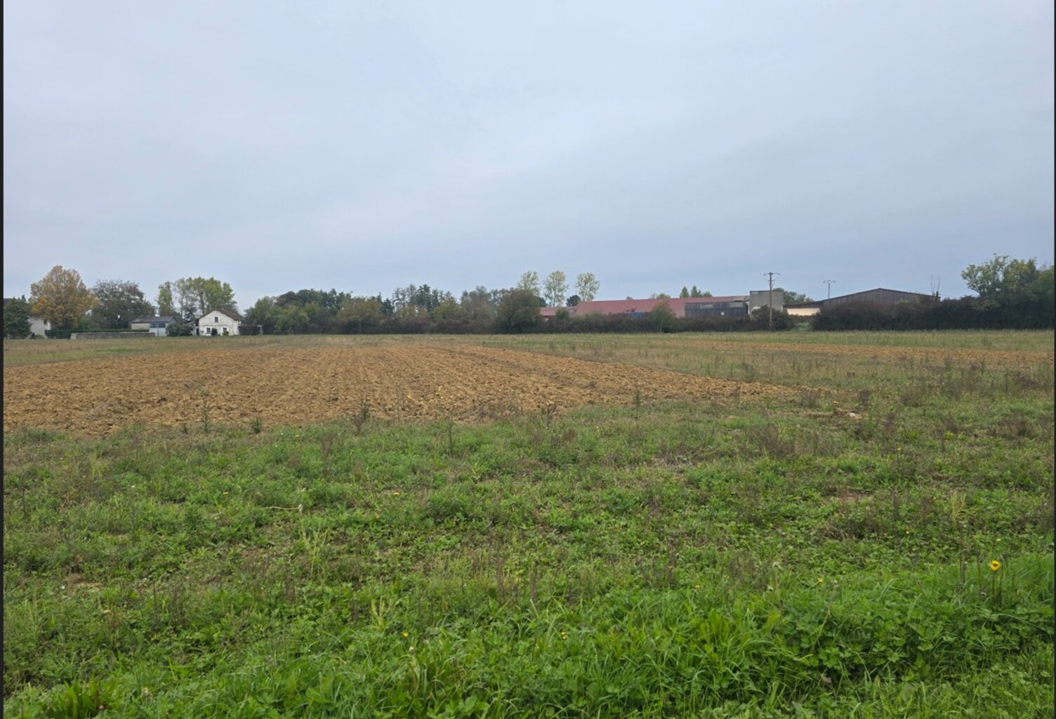 Terrain viabilisé à vendre de 800,00 m² BLETTERANS (39) — photo 1