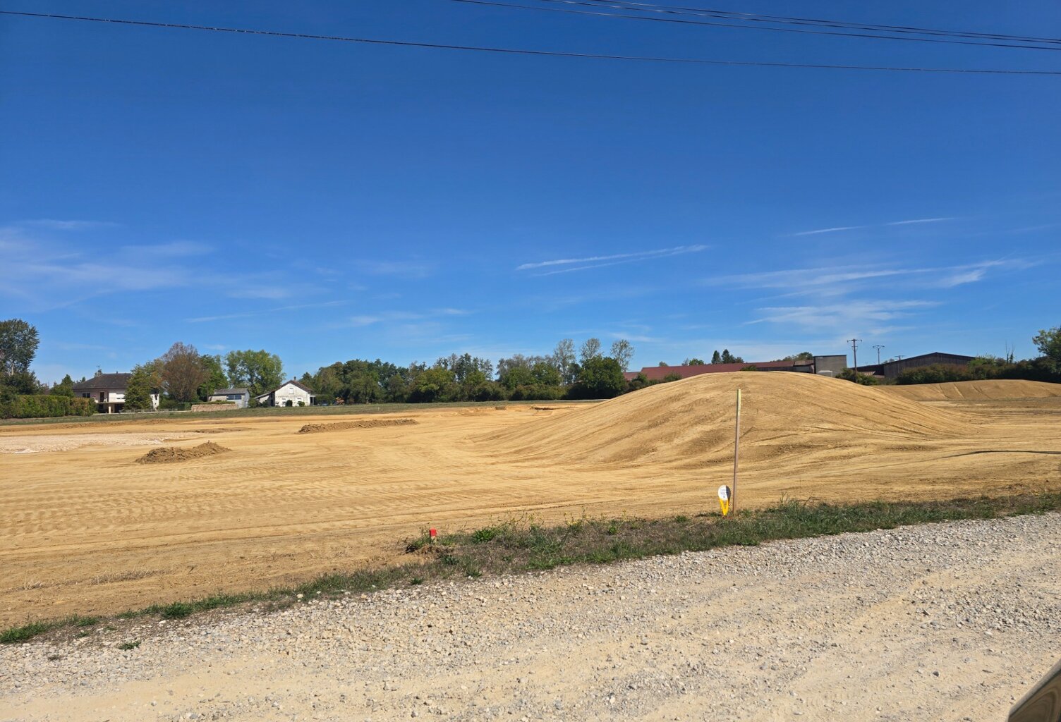 Terrain viabilisé à vendre 350 m² BLETTERANS (39) — photo 1