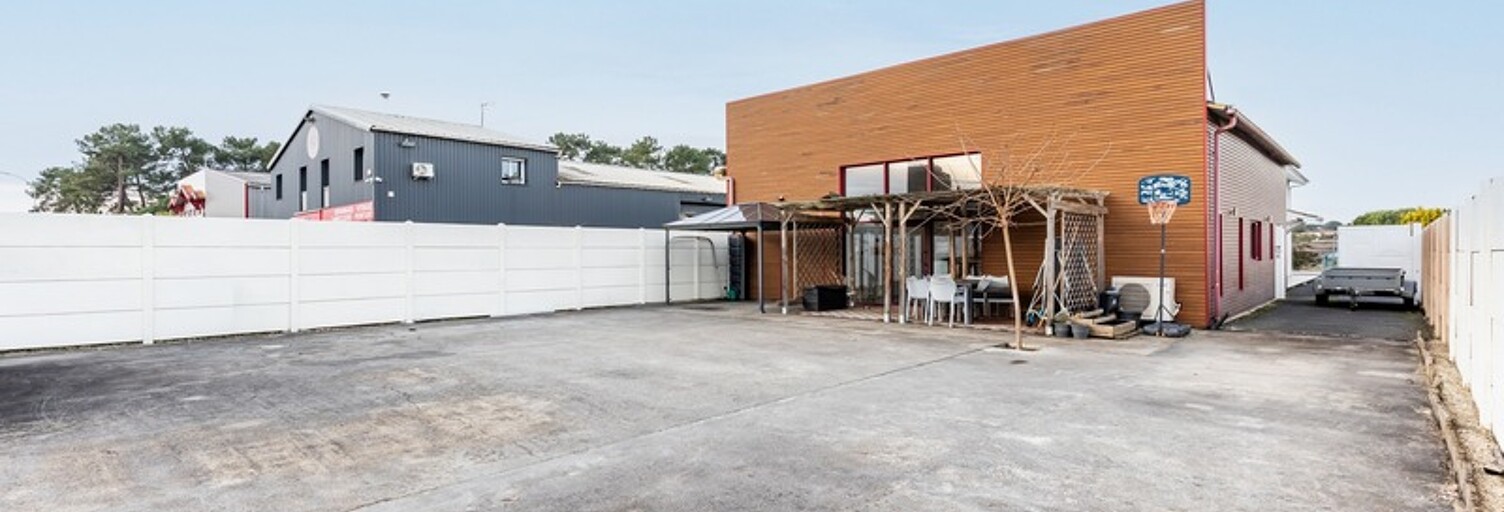 Local industriel 9 Pièces 301 m² à vendre à Gujan-Mestras (33470)