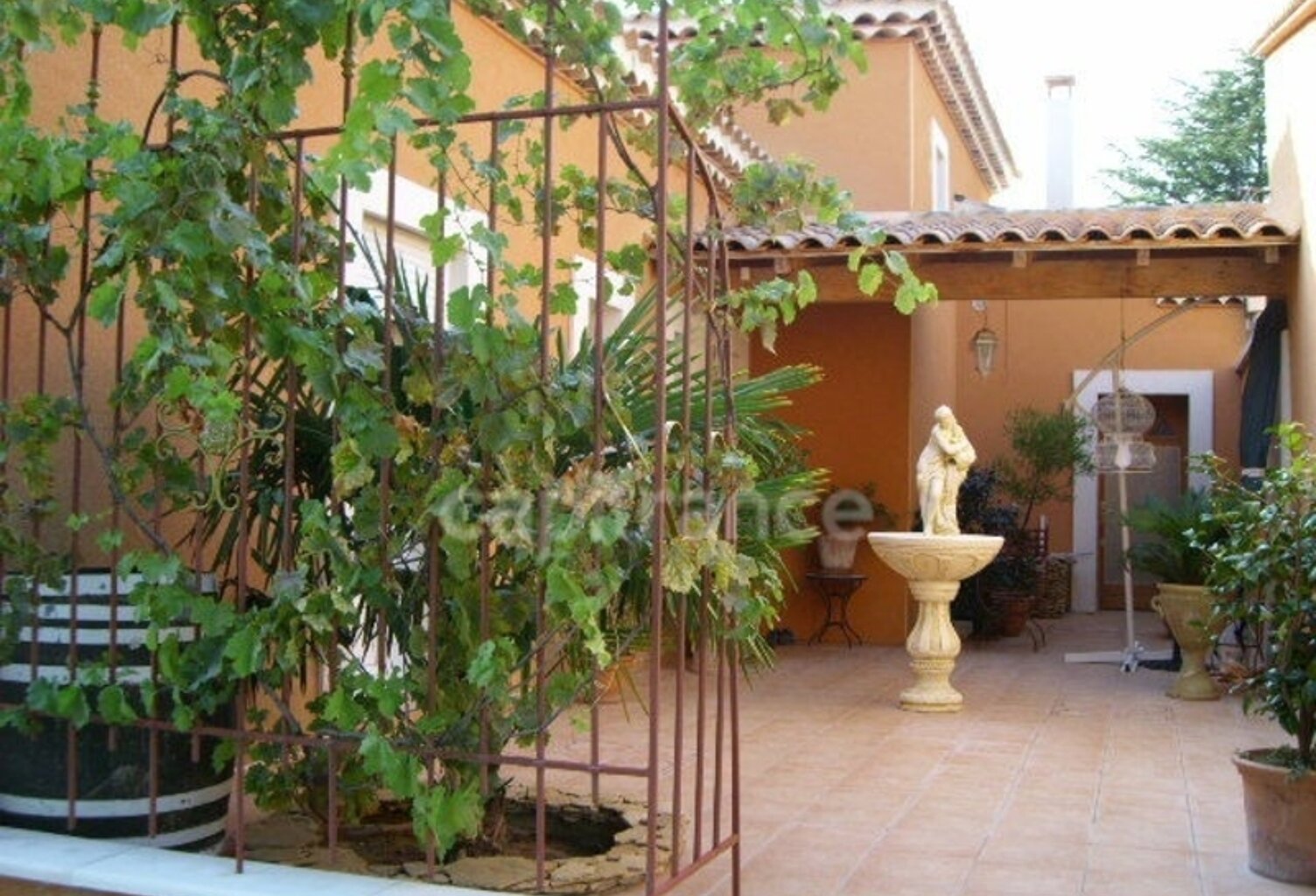 Maison à vendre 6 pièces 187 m2 ,terrain env.1483 m2 TRESQUES (30) — photo 1