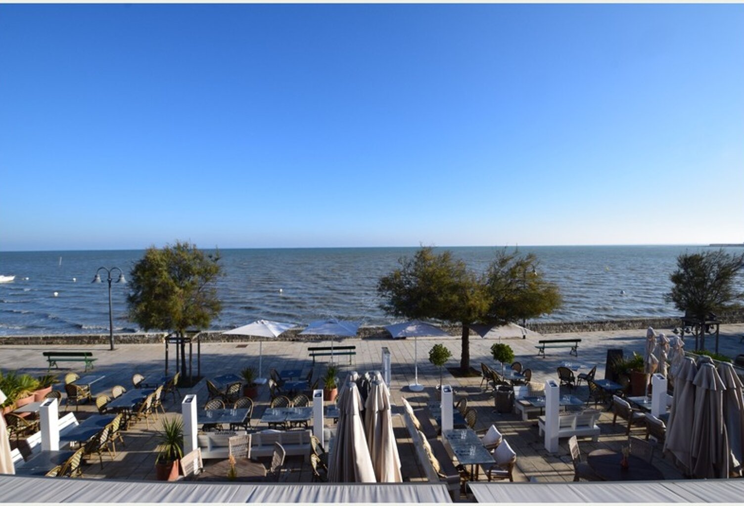 Appartement à vendre 1 pièces LA FLOTTE (17) — photo 1