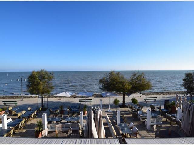 Appartement à vendre 1 pièces LA FLOTTE (17) — photo du bien