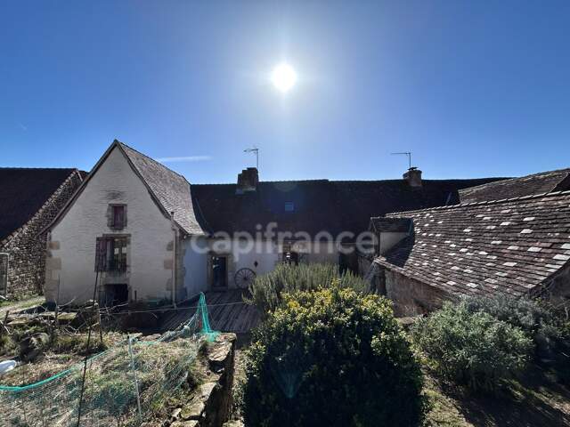 Maison à vendre 3 pièces HAUTEFORT (24) — photo du bien