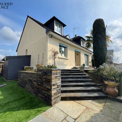 Maison 7 pièces 399700 €