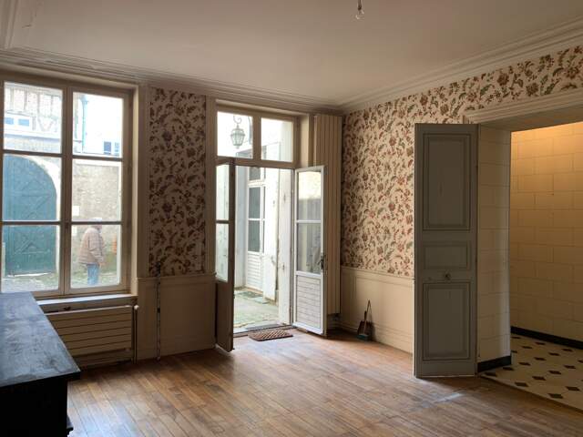 Maison à vendre 20 pièces AMBOISE (37) — photo du bien