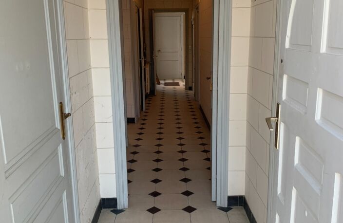 Maison à vendre 20 pièces AMBOISE (37) — photo 2