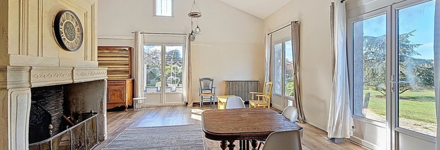 Maison 18 Pièces 449 m² à vendre à Thouars (79100)