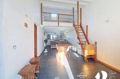 Maison 5 pièces 1300 €