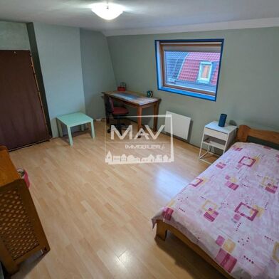 Immeuble  282800 €