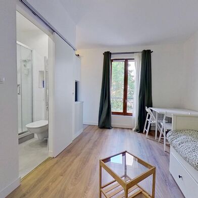 Appartement 1 pièces 850 €