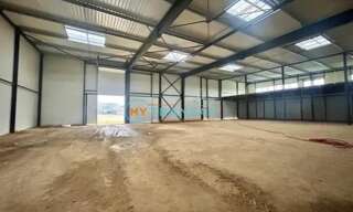 Local industriel  440 m² à vendre à Louvres (95380)