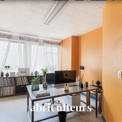 Bureau 3 pièces 79000 €