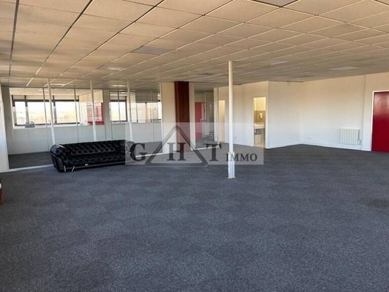 BUREAUX — photo 1