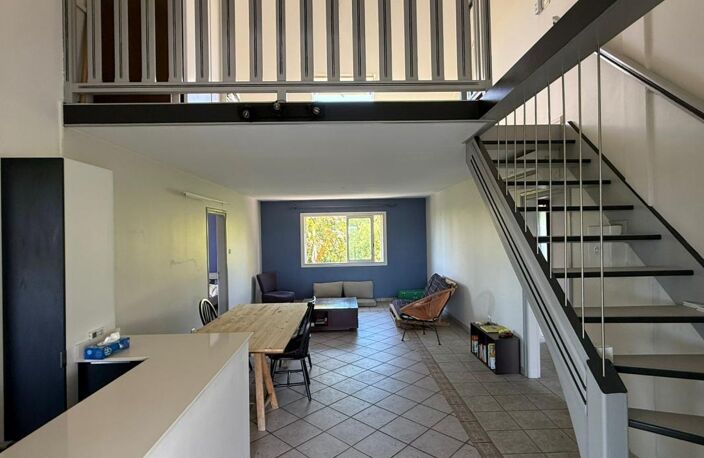 Villa F6 de 170 M2 avec piscine à Saint-Benoît — photo 5