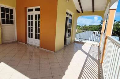 Appartement 3 pièces 850 €