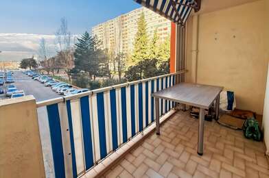 Appartement 4 pièces 215000 €