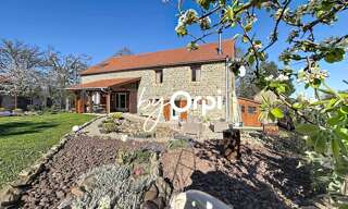 Maison 5 Pièces 254 m² à vendre à Le Quartier (63330)