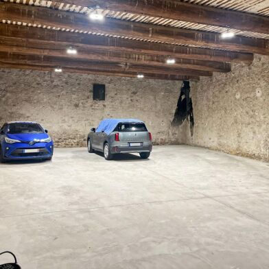 Maison 1 pièces 319000 €