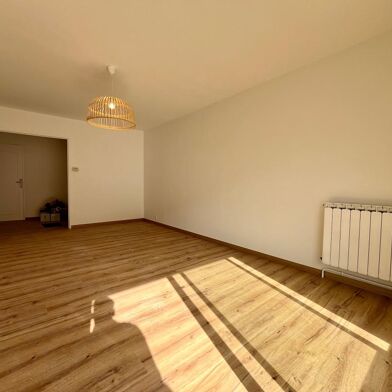 Appartement 3 pièces 296800 €