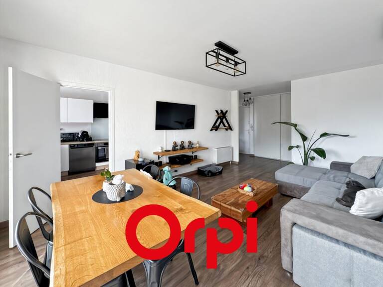 Appartement à vendre La Ciotat - Ascenseur - Rénové - Proche commodités — photo 1