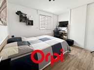 Appartement à vendre La Ciotat - Ascenseur - Rénové - Proche commodités — photo 3