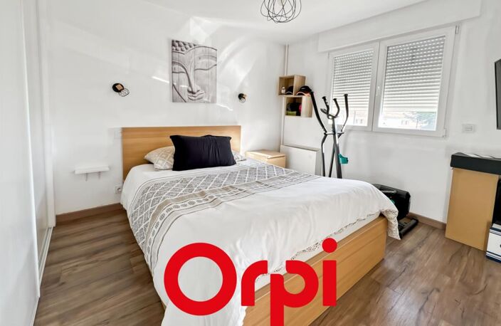 Appartement à vendre La Ciotat - Ascenseur - Rénové - Proche commodités — photo 4