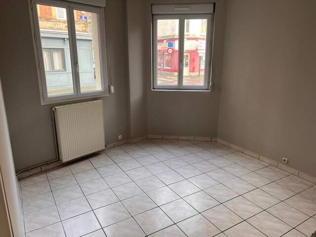 Appartement À Vendre — photo du bien
