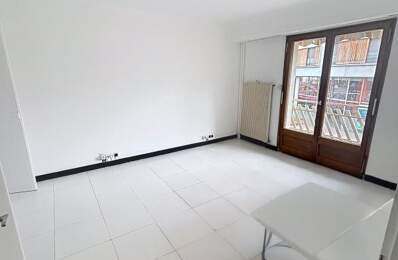 Appartement À Louer — photo du bien