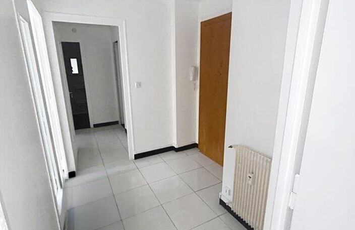 Appartement À Louer — photo 4