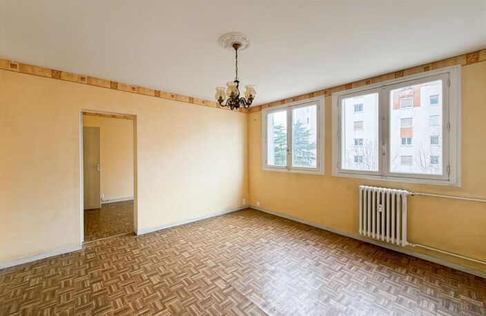 Toulouse - Secteur Canal du Midi : Appartement T4 Lumineux avec Fort Potentiel — photo 2