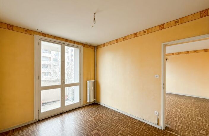 Toulouse - Secteur Canal du Midi : Appartement T4 Lumineux avec Fort Potentiel — photo 5